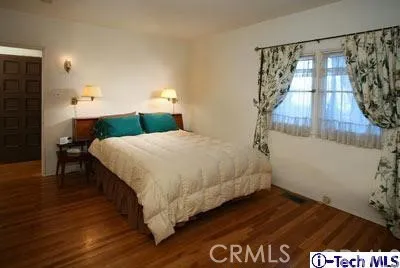538 E Cypress Street, Glendale, California 91205