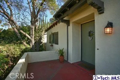 538 E Cypress Street, Glendale, California 91205