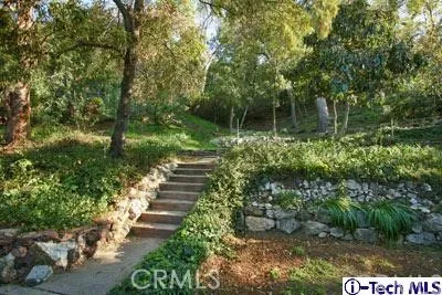 538 E Cypress Street, Glendale, California 91205