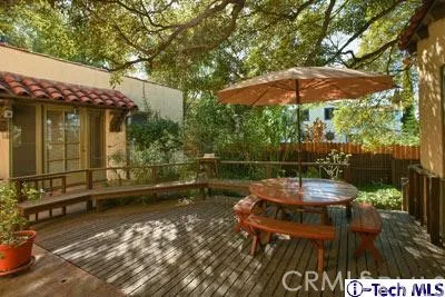 538 E Cypress Street, Glendale, California 91205