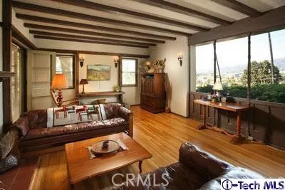 538 E Cypress Street, Glendale, California 91205