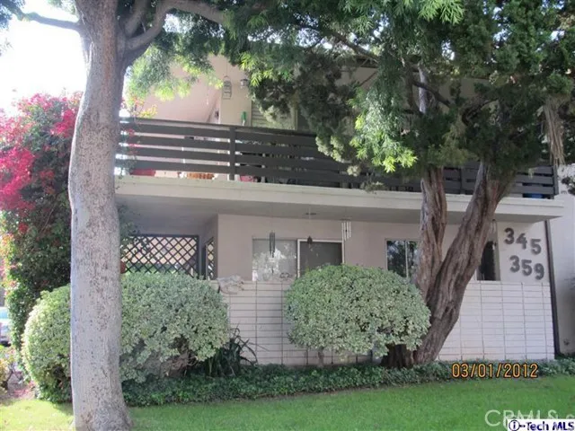 355 S Euclid 6, Pasadena, California 91101