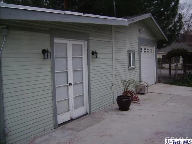 10146 Fernglen, Tujunga, California 91042