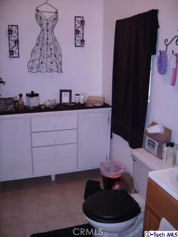10146 Fernglen, Tujunga, California 91042