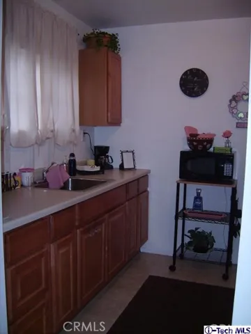 10146 Fernglen, Tujunga, California 91042