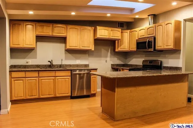 3012 Hermosa Avenue, Glendale, California 91214