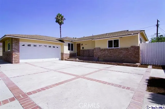 9826 Orion, North Hills, California 91343