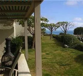 Side view of the ocean as well