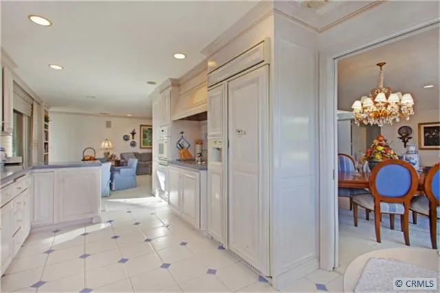 1836 Galaxy Drive, Newport Beach, California 92660