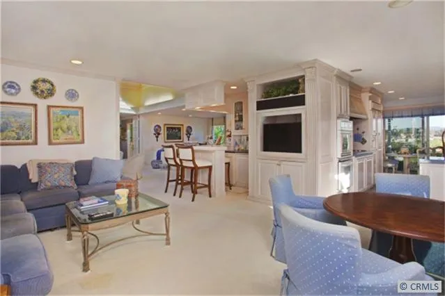 1836 Galaxy Drive, Newport Beach, California 92660
