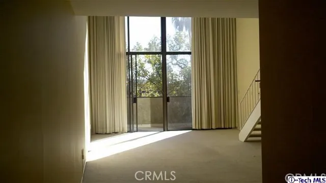 125 W Mountain Street 304, Glendale, California 91202