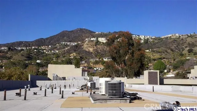 125 W Mountain Street 304, Glendale, California 91202