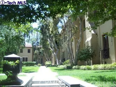 232 S Orange Grove Boulevard 201, Pasadena, California 91105