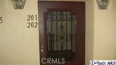 232 S Orange Grove Boulevard 201, Pasadena, California 91105