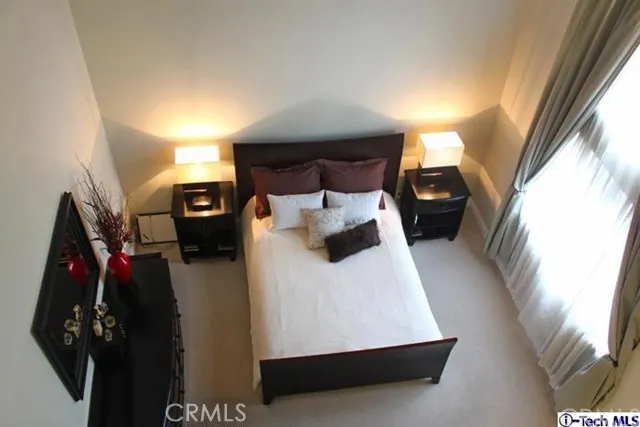 5242 Kester 5, Sherman Oaks, California 91411