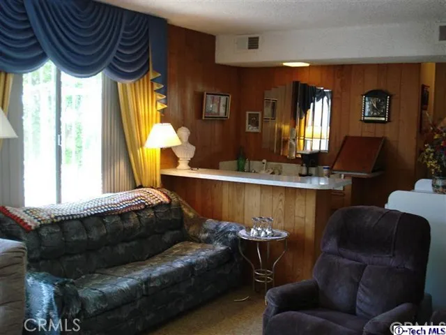 12206 Stagg Street, North Hollywood, California 91605