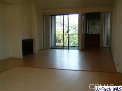1305 N Columbus 215, Glendale, California 91202