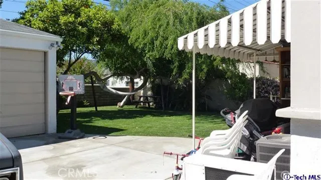 704 706 Glenoaks Boulevard W, Glendale, California 91202