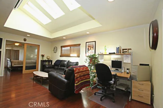 503 Alabama Street, Huntington Beach, California 92648