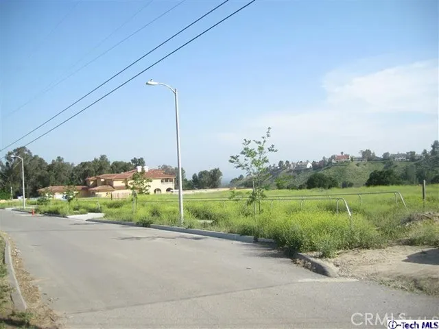 12041 Longacre Avenue, Granada Hills, California 91344