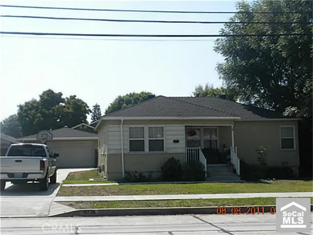 8726 Laurel Avenue, Whittier, California 90605
