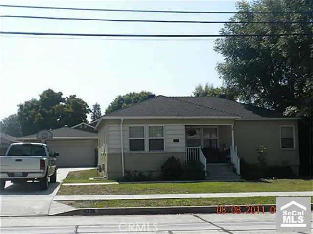 8726 Laurel Avenue, Whittier, California 90605