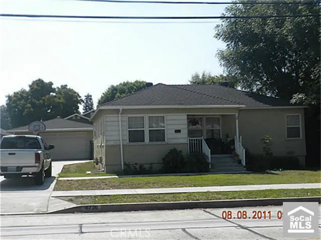 8726 Laurel Avenue, Whittier, California 90605