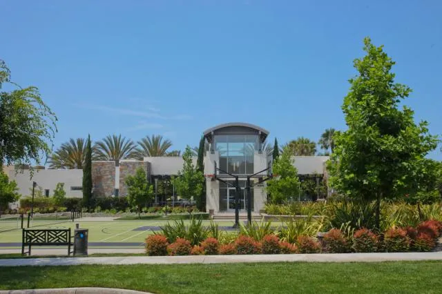 5360 Pacific Terrace 106, Hawthorne, California 90250