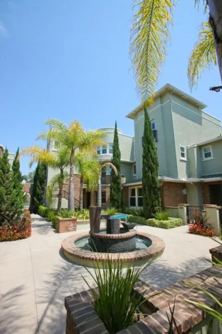 5360 Pacific Terrace 106, Hawthorne, California 90250