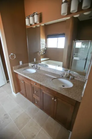5550 Boardwalk 201, Hawthorne, California 90250