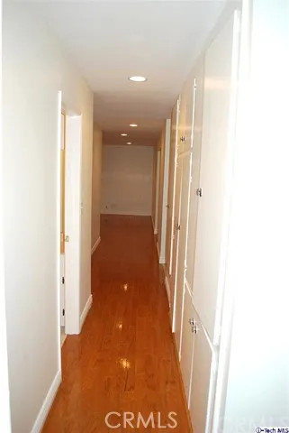 10121 Langmuir Avenue, Sunland, California 91040