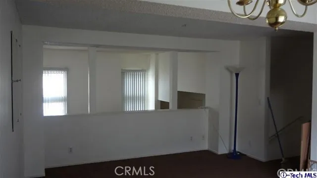 13550 Foothill Boulevard 6, Sylmar, California 91342