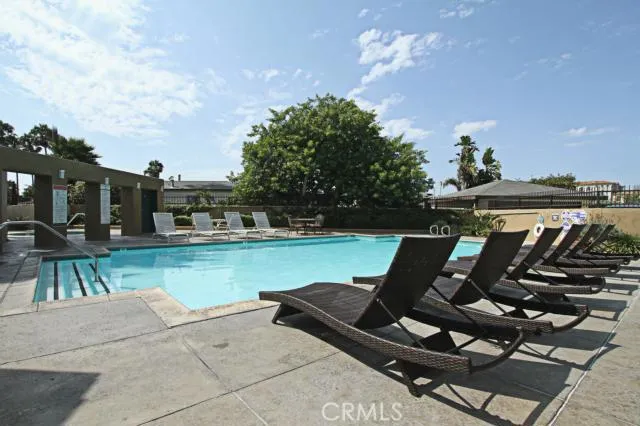 310 Lake Street 205, Huntington Beach, California 92648
