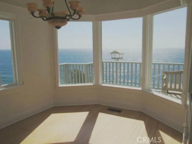 This is the dining room.