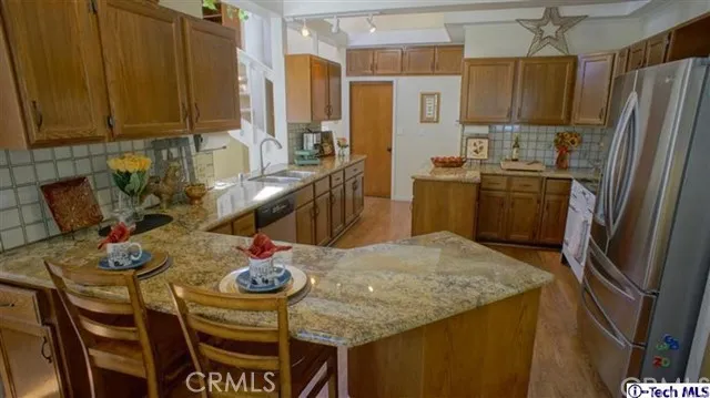 1680 Brigden Road, Pasadena, California 91104
