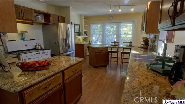 1680 Brigden Road, Pasadena, California 91104