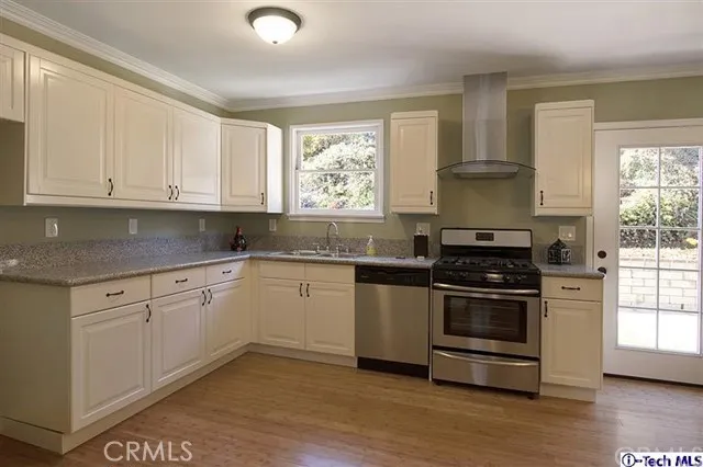 1350 Upton Place, Los Angeles, California 90041