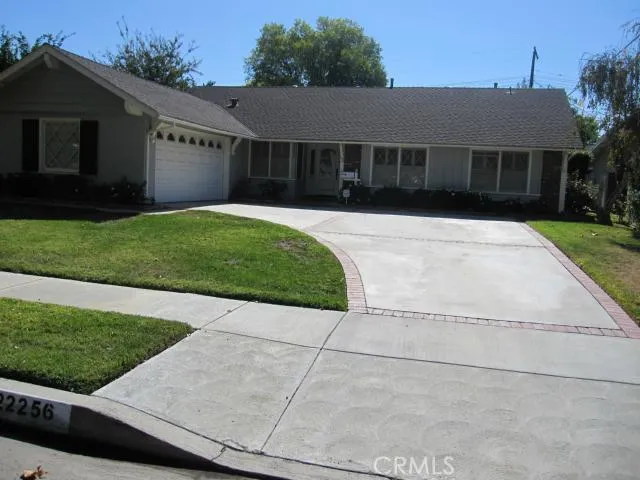 22256 Pl Marlin Place, Canoga Park, California 91303