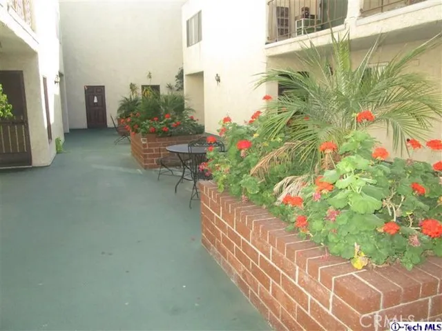 444 E Verdugo Avenue 3, Burbank, California 91501