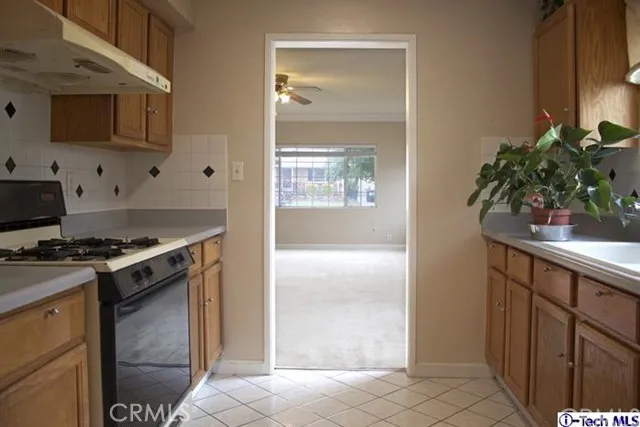 2537 N Myers Street, Burbank, California 91504