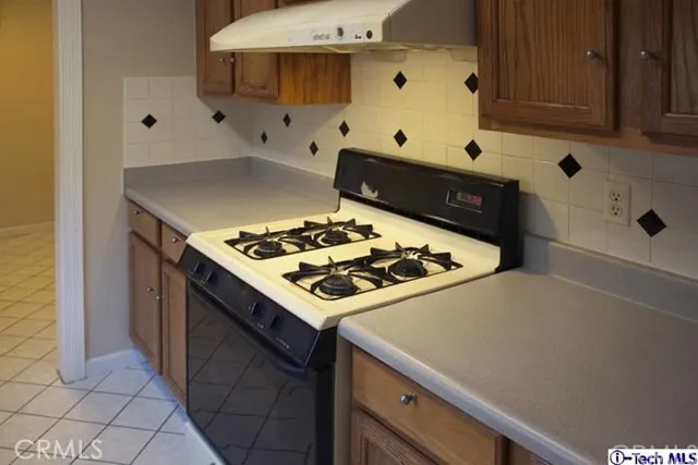 2537 N Myers Street, Burbank, California 91504