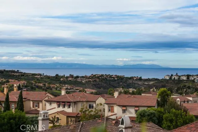 VIEW...Ocean and Catalina