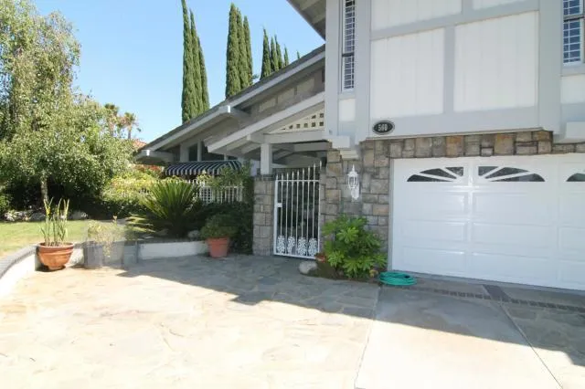 560 S Circulo Lazo, Anaheim Hills, California 92807