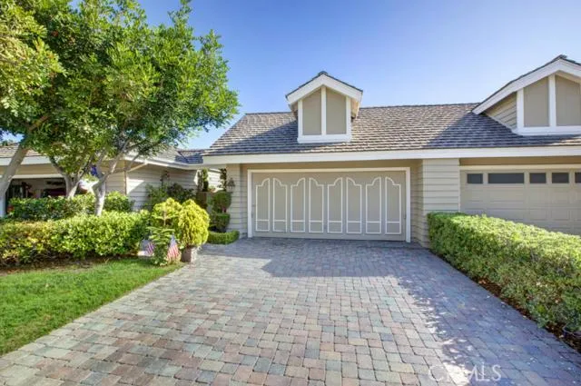 11 Southampton Court 145, Newport Beach, California 92660