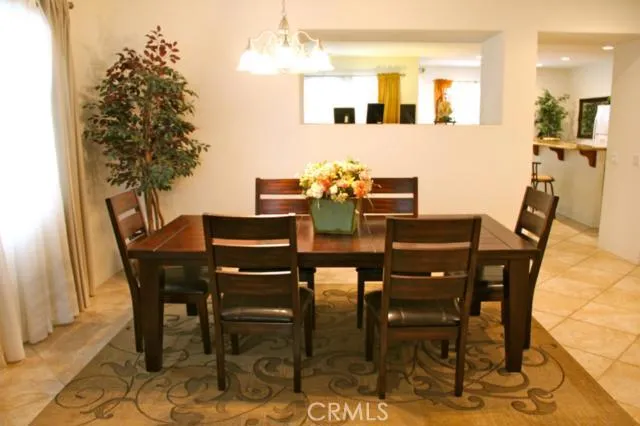 543 Silverhawk Drive, Corona, California 92879