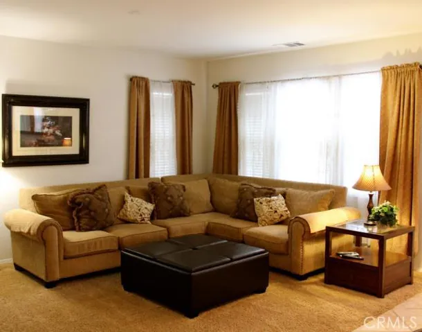 543 Silverhawk Drive, Corona, California 92879