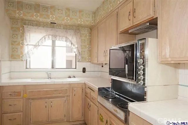 1126 N Central Avenue 308, Glendale, California 91202