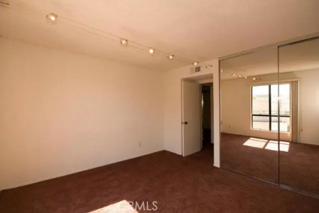 225 N Rose Street 311, Burbank, California 91505