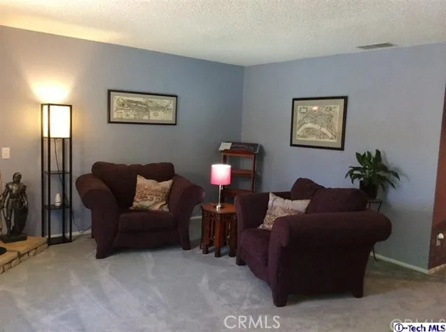 525 E Verdugo Avenue A, Burbank, California 91501