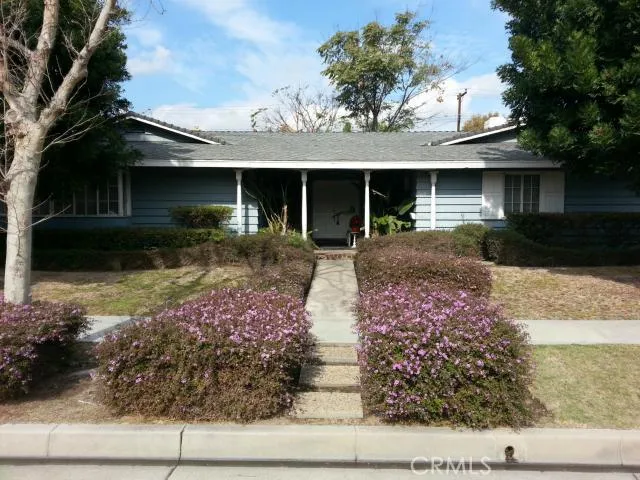 709 W Memory Lane, Santa Ana, California 92706